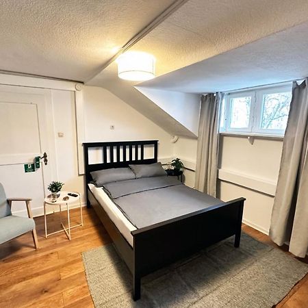 City-Apartment In Krefeld - Beuys Apartments - Krefeld Eksteriør bilde