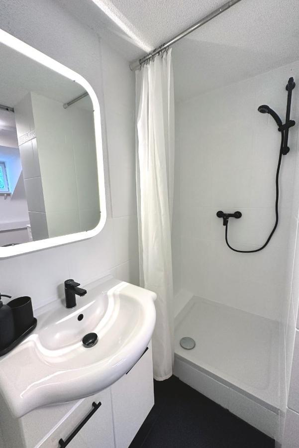 City-Apartment In Krefeld - Beuys Apartments - Krefeld Eksteriør bilde