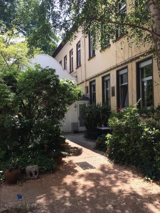 City-Apartment In Krefeld - Beuys Apartments - Krefeld Eksteriør bilde